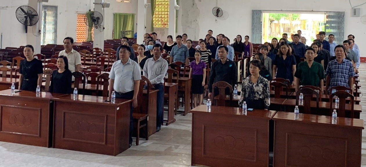 TRƯỜNG CAO ĐẲNG CỘNG ĐỒNG SÓC TRĂNG DỰ LỄ TRUY ĐIỆU  TỔNG BÍ THƯ NGUYỄN PHÚ TRỌNG